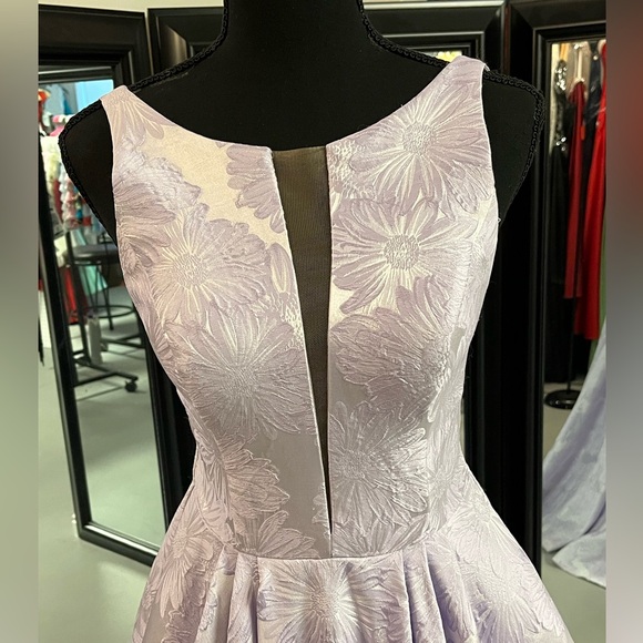 Sherri Hill dress - Picture 4 of 4